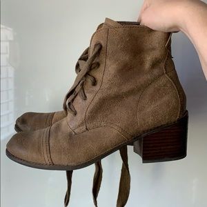 dolce vita heel booties